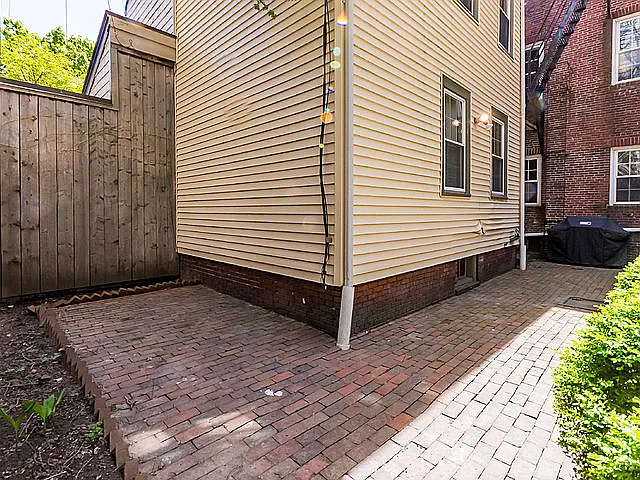 10 Adams St #1 — Photo 7