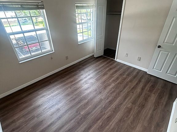 5th image of 619 E Amelia St APT A