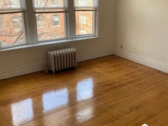 5th image of 4255 N Winchester Ave #04k5wmg5x