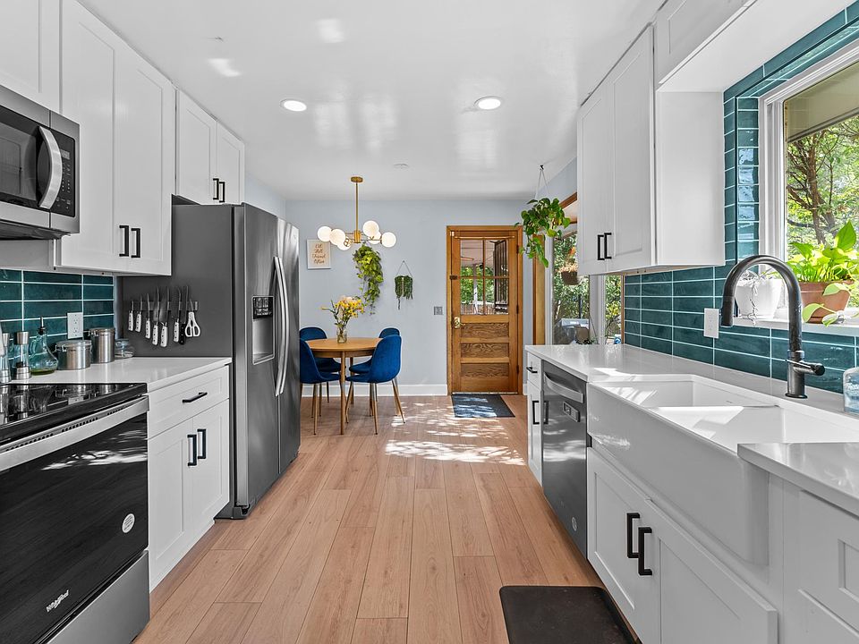 Upstairs kitchen