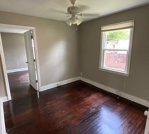 5th image of 864 Richardson St