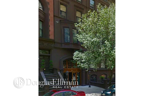 Rented by Douglas Elliman | media 16