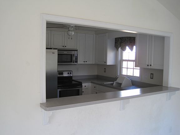 Pass Thru Sunroom to Kitchen