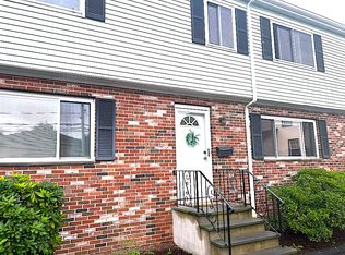 421 Hope St APT B, Stamford, CT 06906
