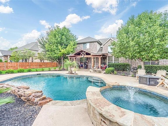 3rd image of 1201 Bay Meadows Dr
