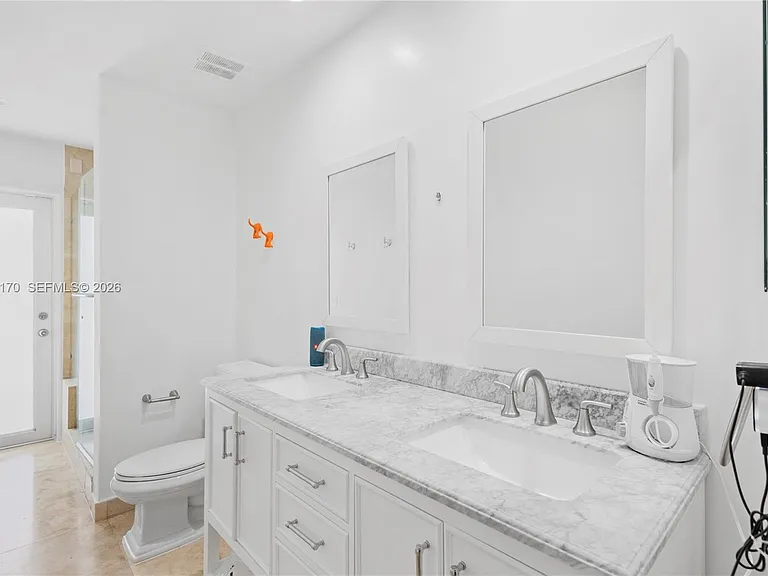 9717 SW 111th Ter — Photo 26