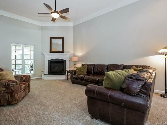 5th image of 7025 Sedgebrook Dr