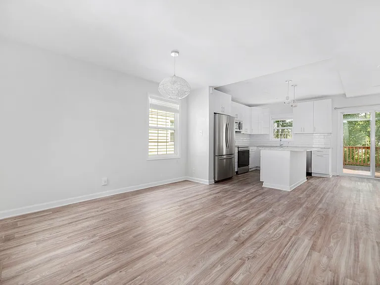 404 Keswick Ave — Photo 9