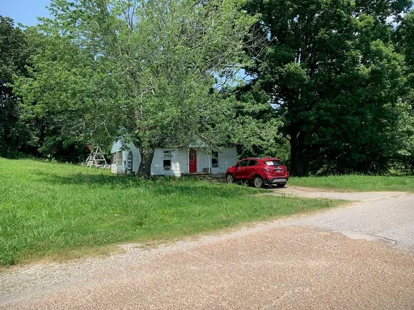340 Western Ave, Bradford, TN 38316