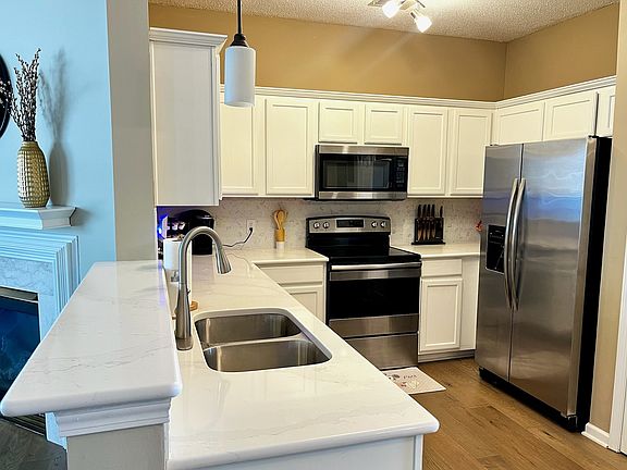 3rd image of 30 Joggins Dr