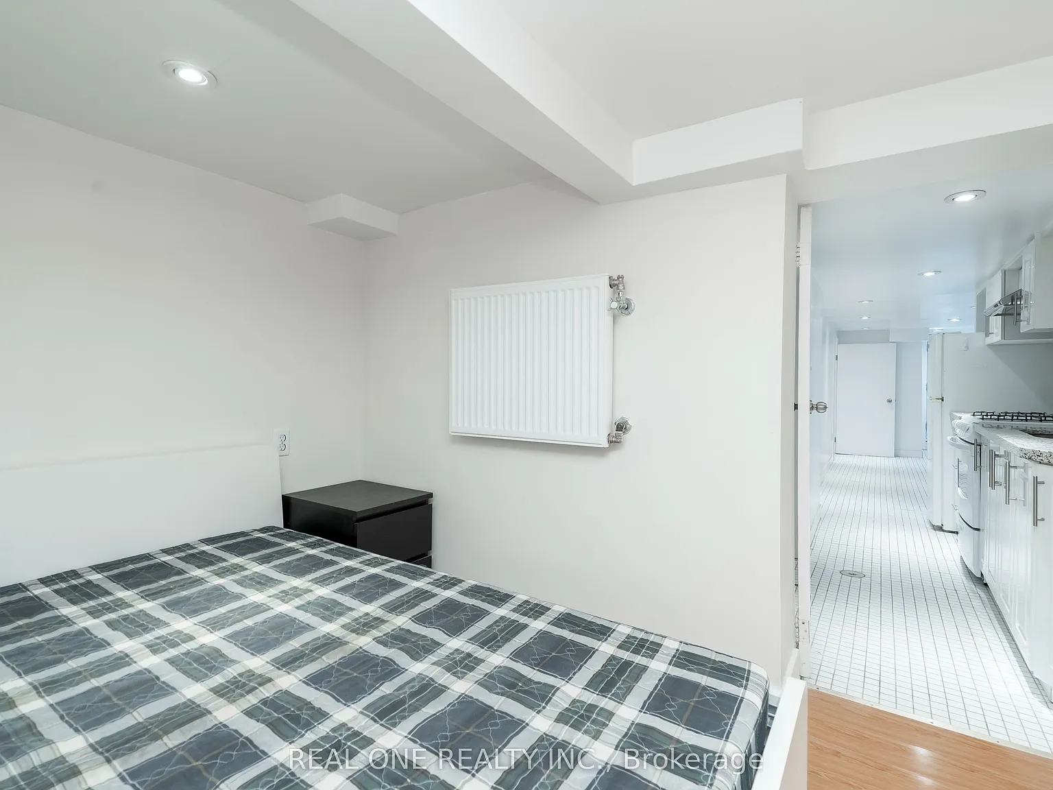 1 bed, $950 — Photo 4