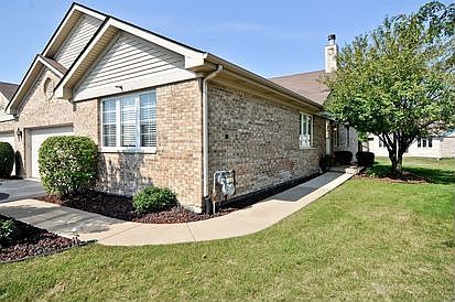1st image of 6 Iliad Dr