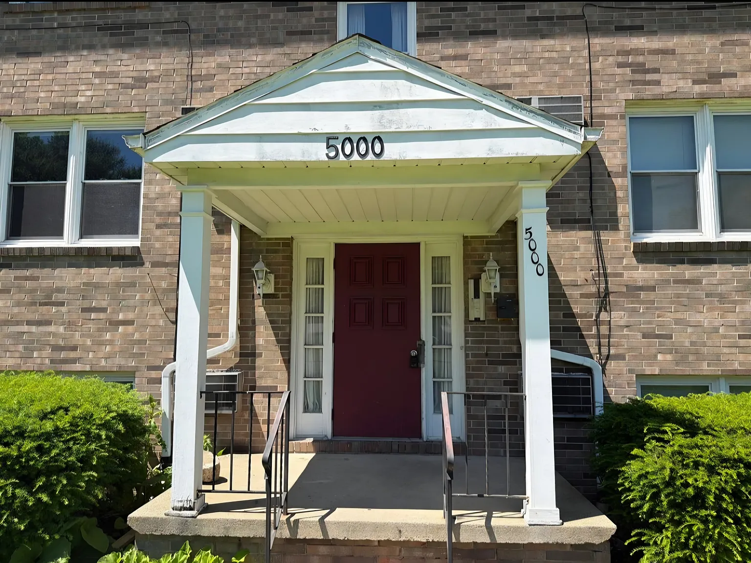 2 bed, $875 — Photo 1