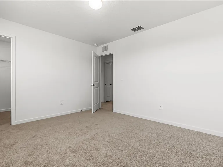 11216 Sycamore Glen Loop — Photo 30
