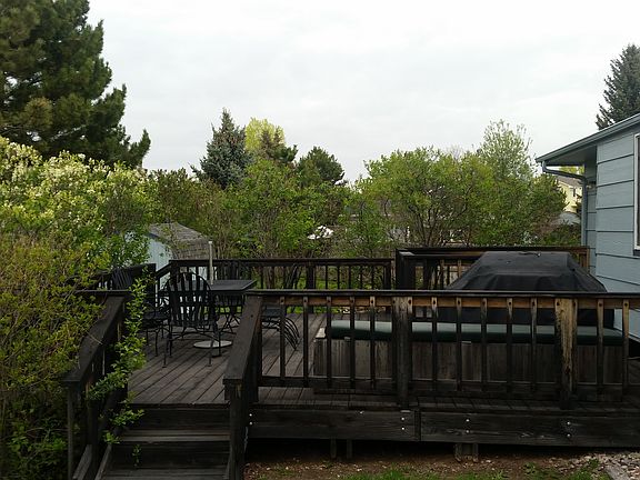 Private outdoor living