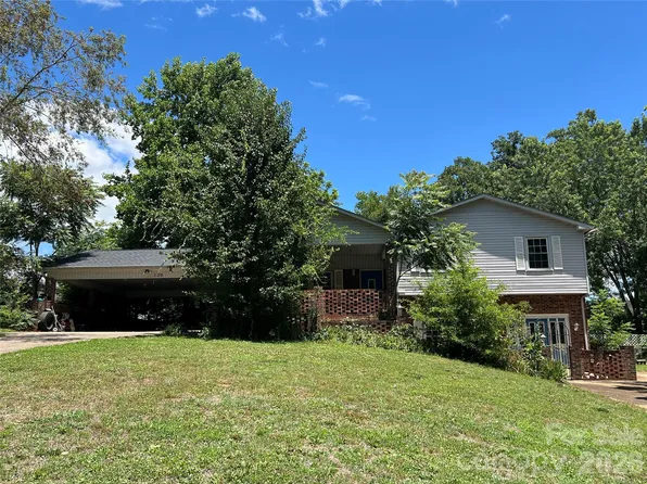 139 Vista Dr, Forest City, NC 28043