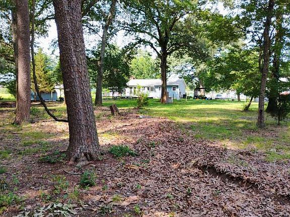 5th image of 7885 Elizabeth Rd