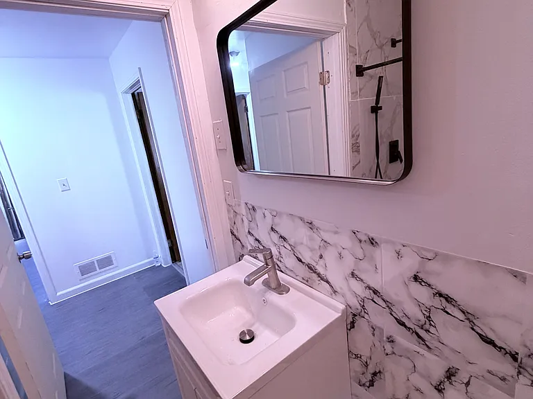 1158 Arborvista Dr NE — Photo 3