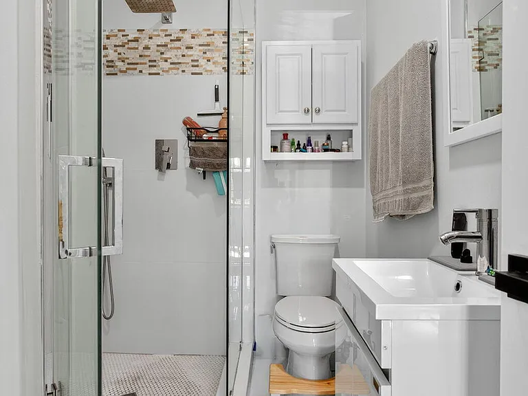 11910 Glenmore Dr #3 — Photo 30