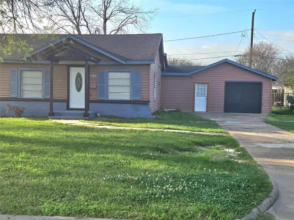 2216 3rd St, Galena Park, TX 77547