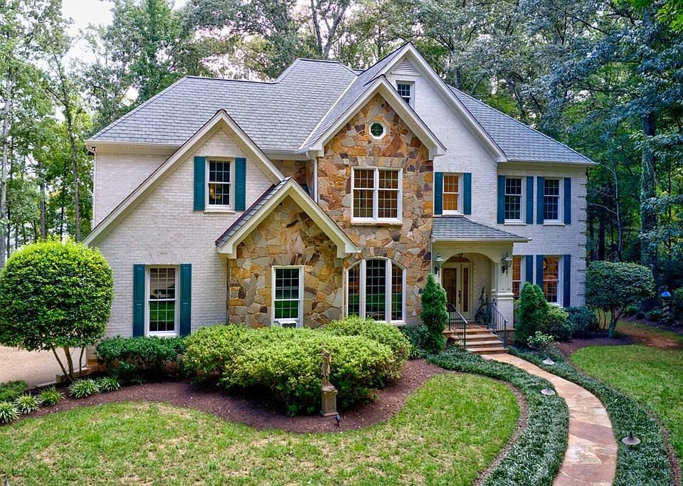 1st image of 648 Oak Run