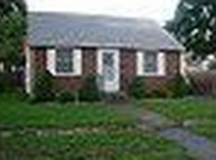 25 Edwards Ave, Seekonk, MA 02771