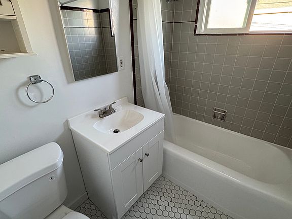 5th image of 10735 Francis Pl APT 4
