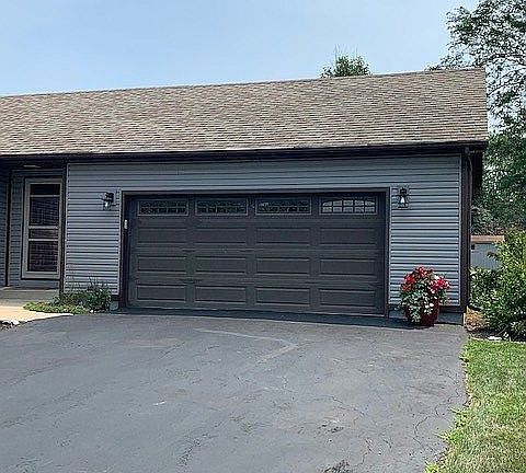 3rd image of 36797 N Belle Plaine Ave