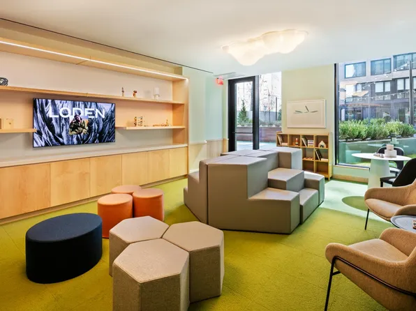 54 Crown Street image 34 of 44