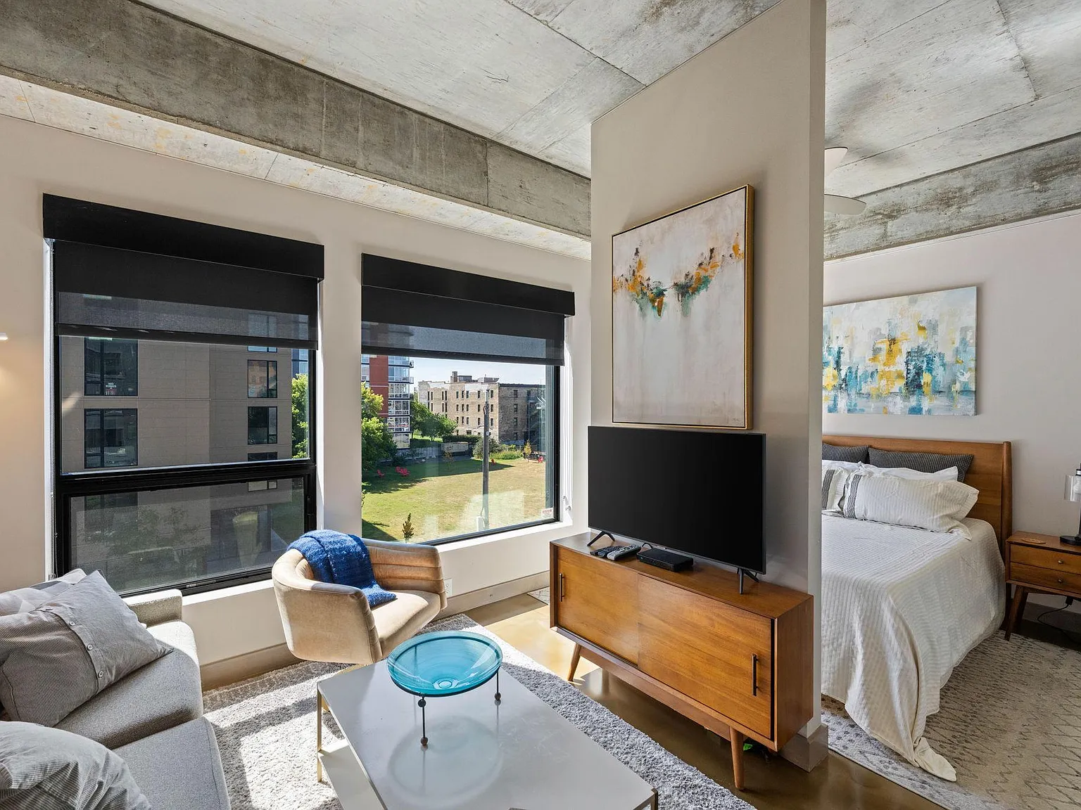1 bed, 1.0 bath, 455 sqft, $2,100 — Photo 3