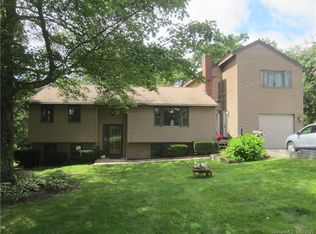 526 Witches Rock Rd, Bristol, CT 06010