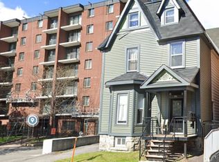 151 Augusta St #2, Ottawa, ON K1N8B5