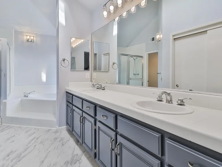 4590 Fern Valley Ct — Photo 25