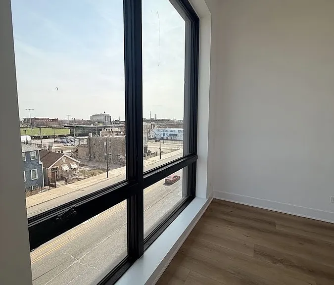 1320 S Ashland Ave #301 — Photo 5