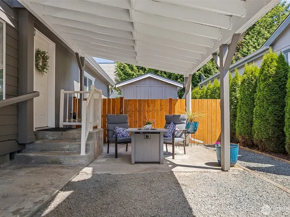 885 Carriage Court, Sedro Woolley, WA 98284