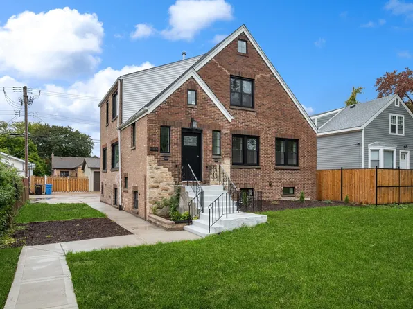 2052 N Newland Ave, Chicago, IL 60707