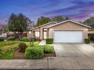 2192 Golden Ave, Clovis, CA 93611