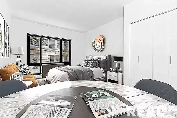 Rented by REAL New York | media 11