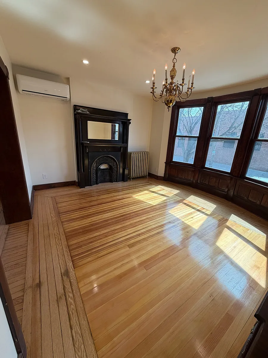 Building Photo - 153 Myrtle Ave #1