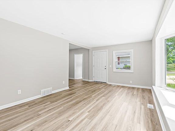 3rd image of 43350 E Huron River Dr