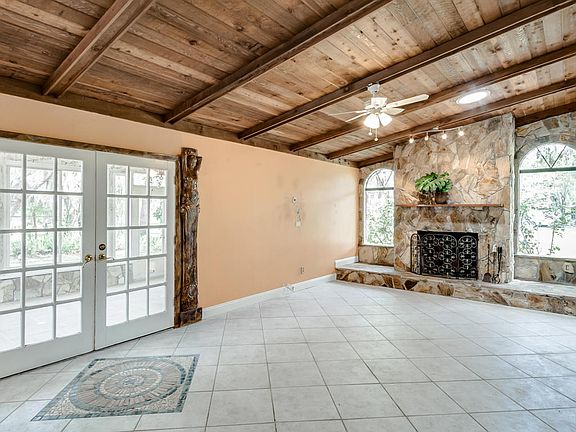 5th image of 7120 Briar Oak Dr