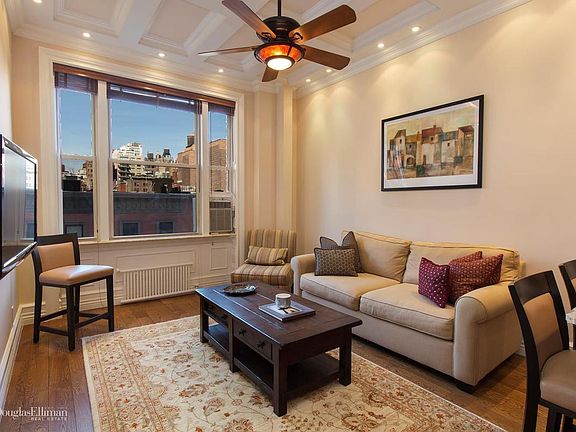 4th image of 140 W 69th St APT 56B