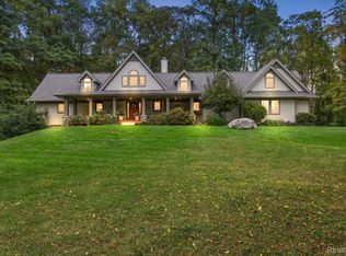1615 E Predmore Rd, Oakland, MI 48363