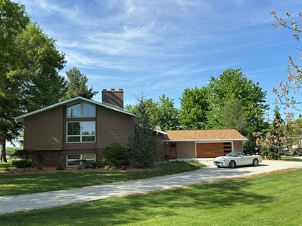 10507 N 525th St, Oblong, IL 62449