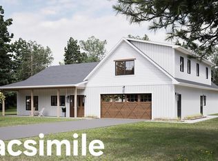 18 Wilson Dr, Chester, NS B0J 1J0