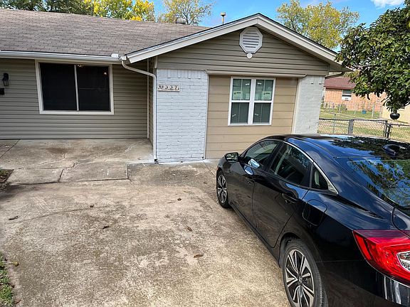 2nd image of 337 Clary Dr