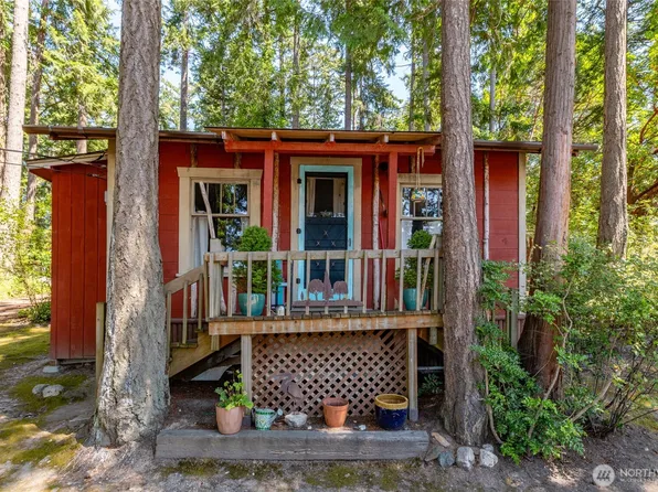 16763 Chilberg Avenue, La Conner, WA 98257