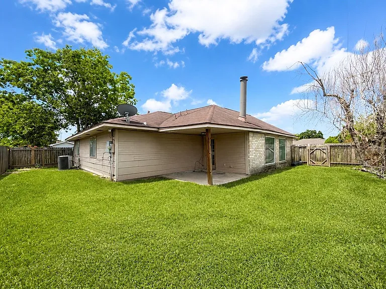 16703 Gold Bridge Ct — Photo 11