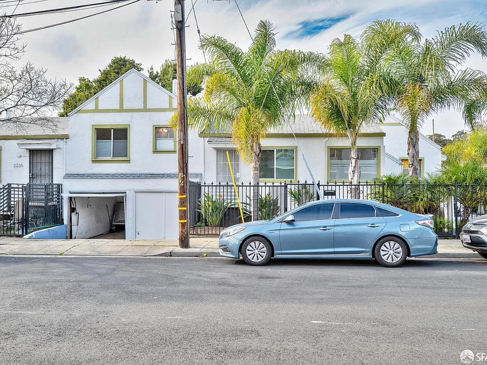 6029 Macarthur Blvd