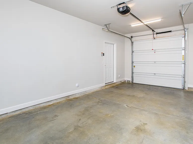 The Reserve at Rivington Townhome Rentals — Photo 26